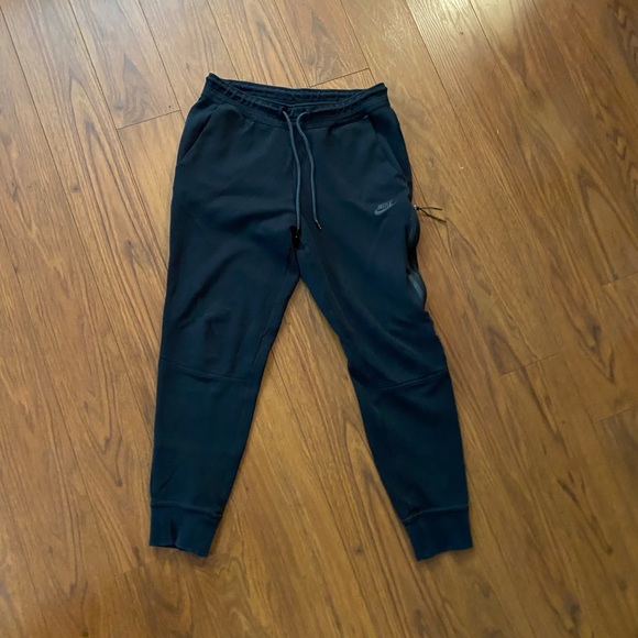 all black nike sweats